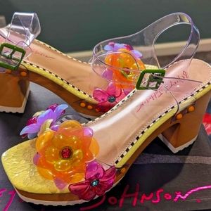 Betsey Johnson platform sandal